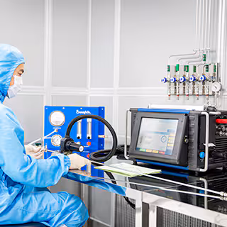photography-cleanroom-132_320x320